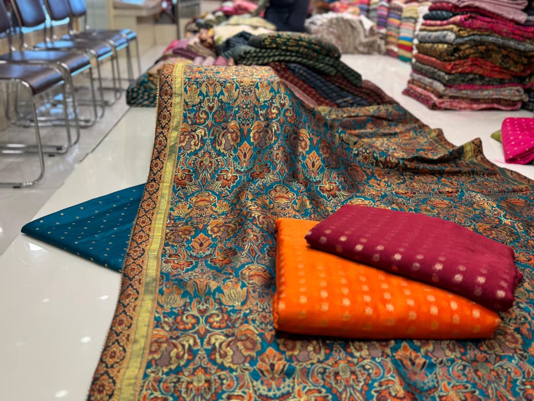 RESHMI RAJISTANI KHIMKHAB